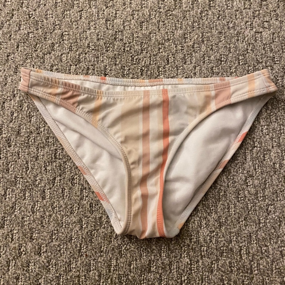 TARGET Bikini bottom